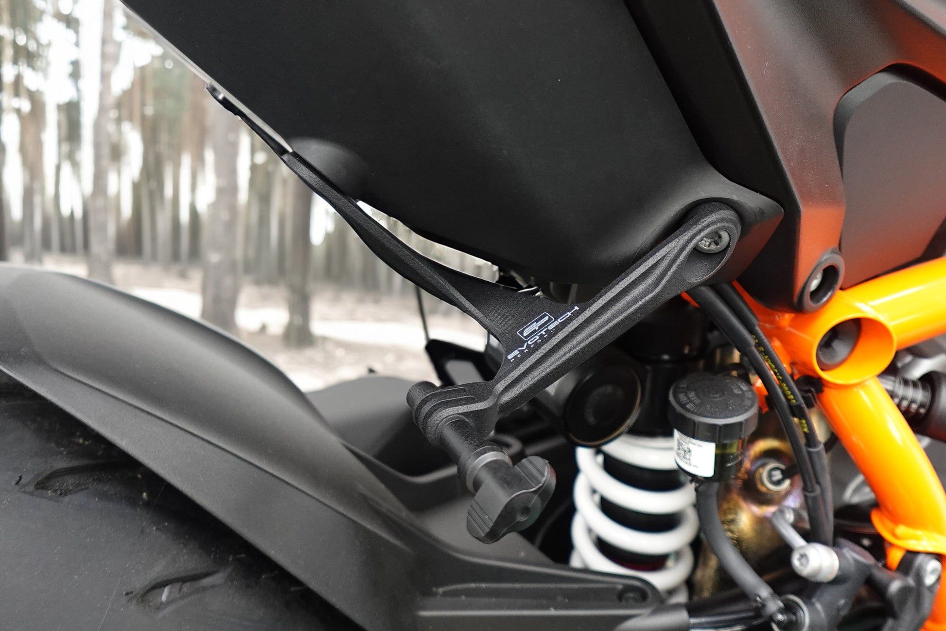 Evotech Footpeg Action Camera Montagesteun (achteruit gericht) - KTM 1290 Super Duke RR (2021+) (Right-hand Side)