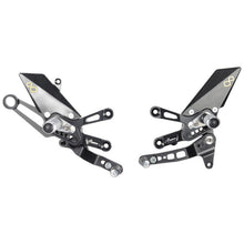 Interruptor de freno ajustable Conjunto con reposapiés plegables y patrón de interruptor estándar Aprilia Tuono V4 1100 Factory 2021+