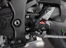 Conjunto de interruptor de freno ajustable R (edición especial) con reposapiés plegables y patrón de interruptor de viceversa (cambio de GP) Kawasaki Ninja ZX-10R 40 aniversario Edición 2024++