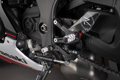 Conjunto de interruptor de freno ajustable R (edición especial) con reposapiés plegables y patrón de interruptor estándar Kawasaki Ninja ZX-10R Performance 2021+