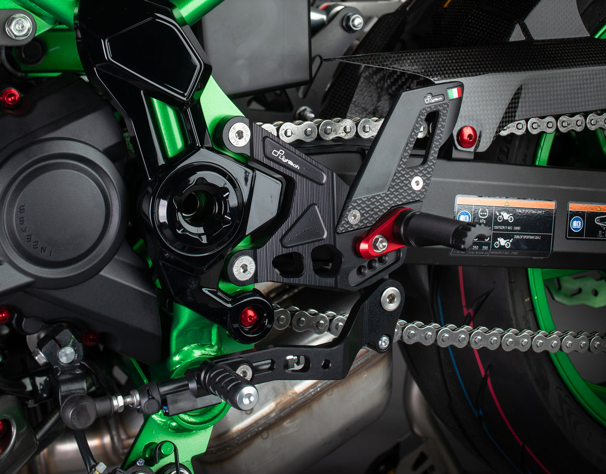 Verstelbare remschakelset met vaste voetsteunen Kawasaki Z900 (2020-2024)