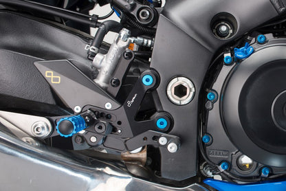 Verstelbare remschakelset met opklapbare voetsteunen Suzuki GSX-S 1000 2015+