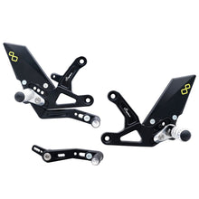 Interruptor de freno ajustable Conjunto con reposapiés plegables Velocidad del triunfo Triple 1200 RS 2021+
