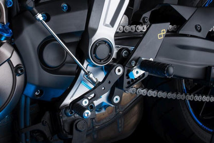 Justerbar bromslänkuppsättning R (specialutgåva) med fällbara fotstöd Yamaha MT-07 2014+
