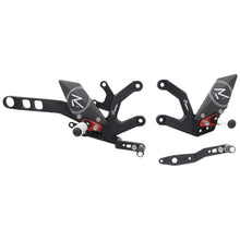 Conjunto de enlaces de freno ajustables R (edición especial) con reposapiés plegables Yamaha MT-10 2016-2021