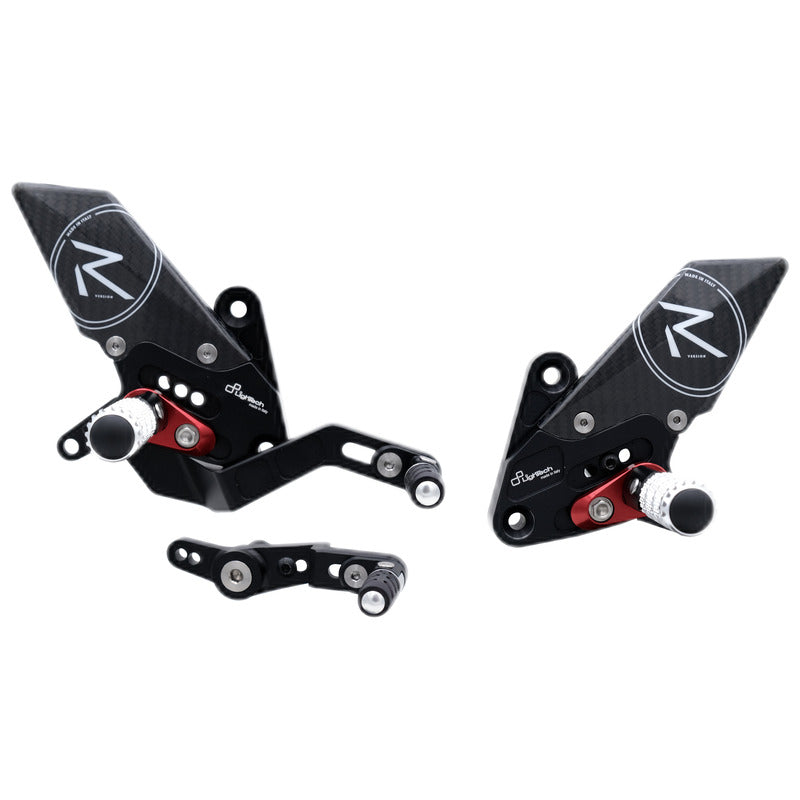 Einstellbares hinteres Set R (Spezial Edition) mit faltbaren Fußstiften Yamaha MT-09 SP 2021+