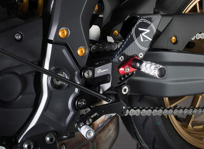 Verstelbare remschakelset met opklapbare voetsteunen Yamaha R7 2022-2025