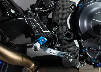 Verstelbare remschakelset met opklapbare voetsteunen Yamaha R9 (2025+)