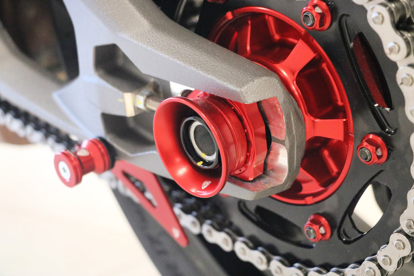 GP-Style achterbrugbeschermers Ducati Panigale V2S FB63 (2026)