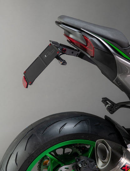 Kentekenplaathouder E-keur Lightech – Innovation Meets Elegance -  Kawasaki Z900SE (2025+)