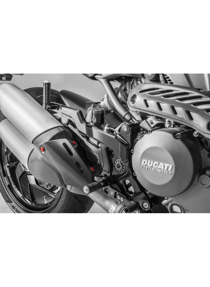 
                  
                    Exhaust silencer heat guard bolt kit Ducati
                  
                