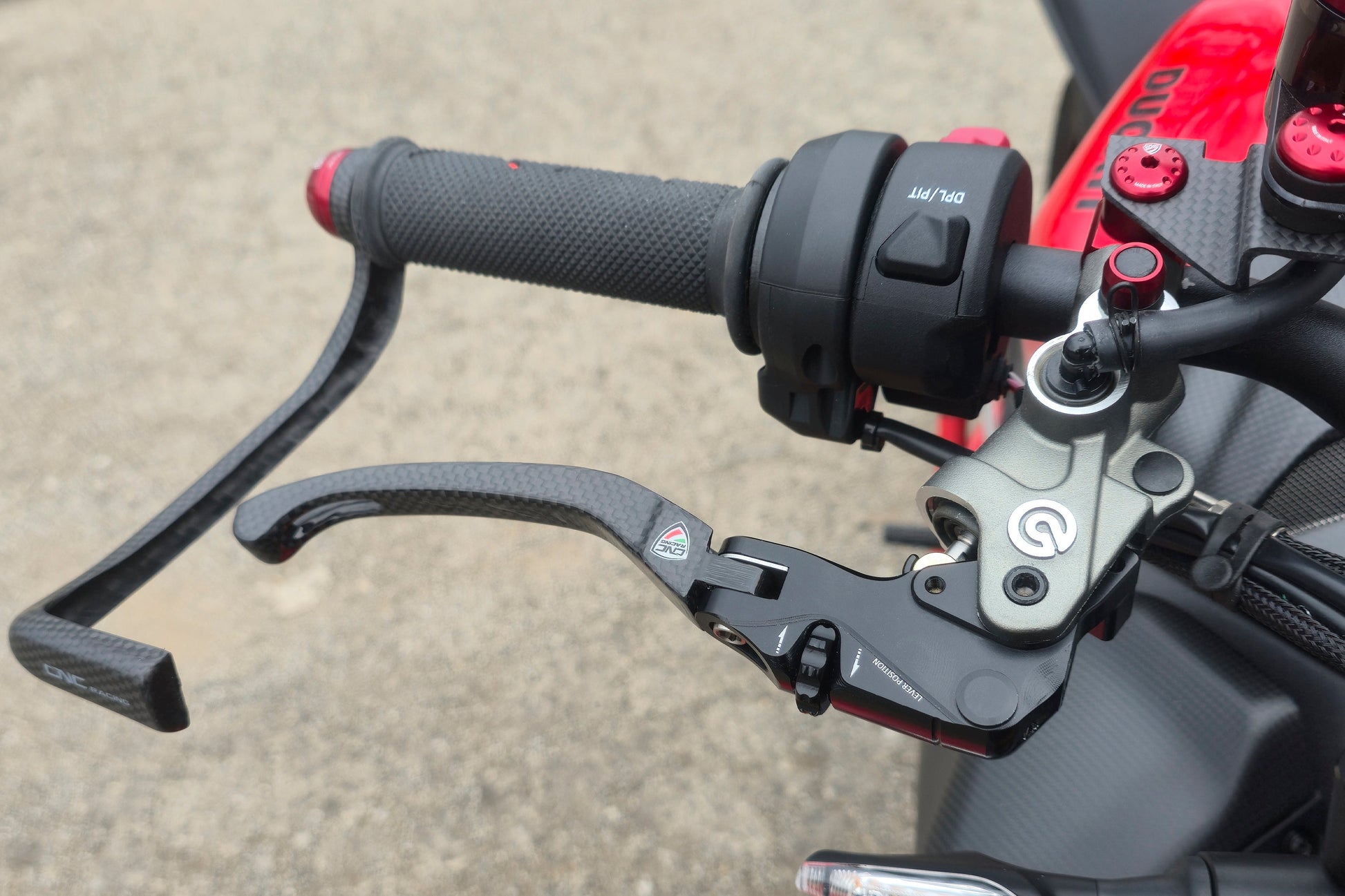 Carbon opklapbare remhendel - met horizontale verstelknop Ducati Diavel V4 RS (2025+)