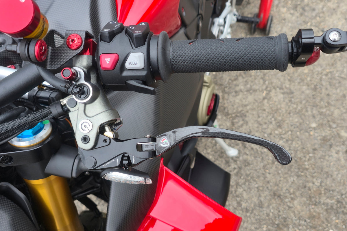 Carbon opklapbaar koppelingshendel - met horizontale verstelknop Ducati Panigale V4 (2027+)