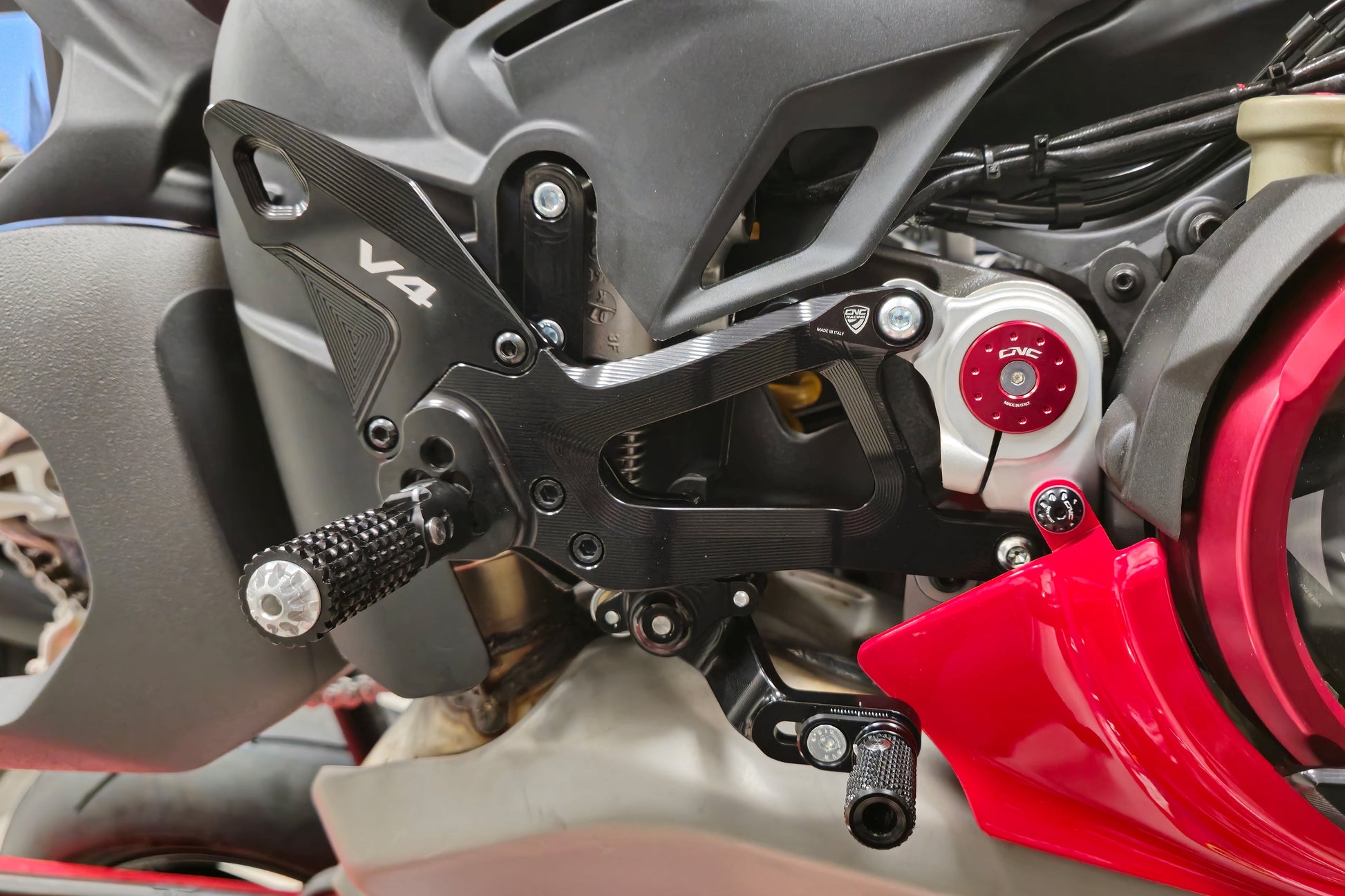 Adjustable rear sets RPS Ducati Panigale V4 Tricolore Italia (2025+)