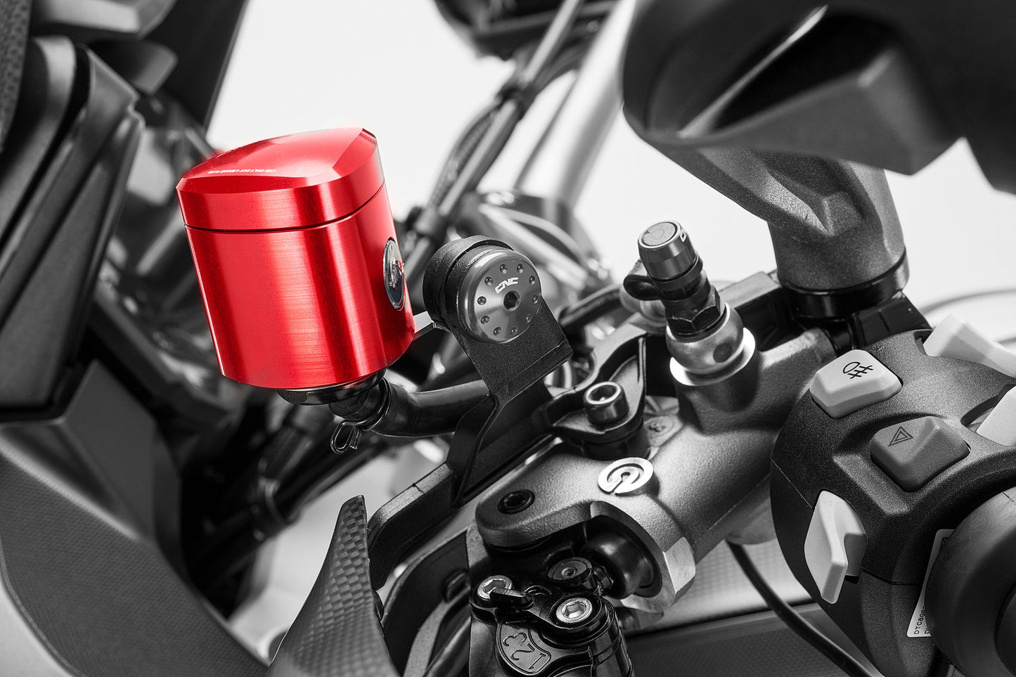 Rem-Koppelingsvloeistof Reservoir 12ml - Rebel Honda CB500X 2013-2018 Rood Gemonteerd op stuur