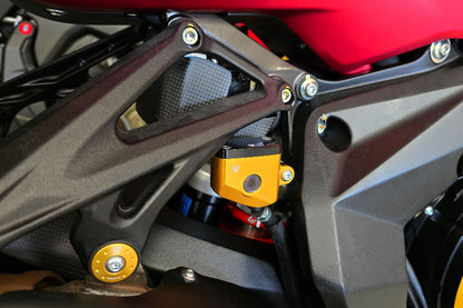 Achterrem vloeistof reservoir MV Agusta Brutale 1090 R (2012-2015) gemonteerd in goud met zwart deksel zijaanzicht