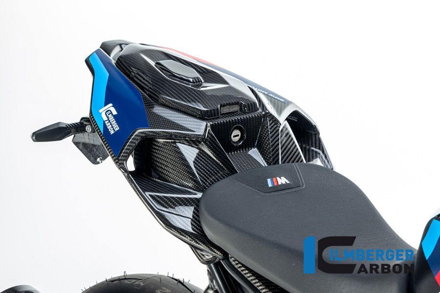 
                  
                    Passer Seat Cover Glossy Carbon BMW M1000R (2023+)
                  
                