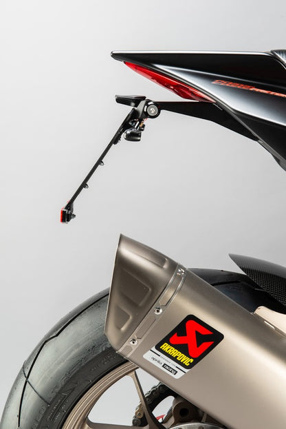 Titular de la matrícula Lightech homologada - Innovation se reúne con elegancia - Aprilia RSV4 All 2009-2020
