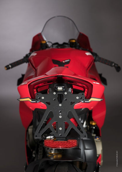 Titular de la matrícula de Lightech homologado - Innovation se encuentra con elegancia - Ducati Streetfighter V4 SP 2022-2023