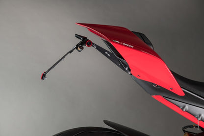 Titular de la matrícula de Lightech homologado - Innovation se encuentra con elegancia - Ducati Streetfighter V4 SP 2022-2023