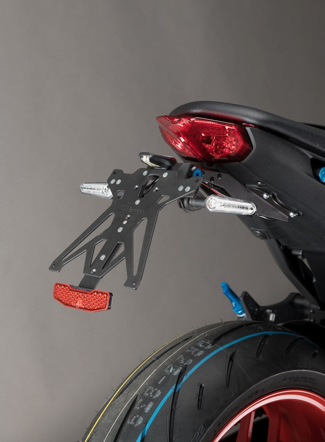 
                  
                    LighTech 'Race' License Plate Holder Kit – Innovation Meets Elegance -  Yamaha MT-09 /SP 2021-2023
                  
                