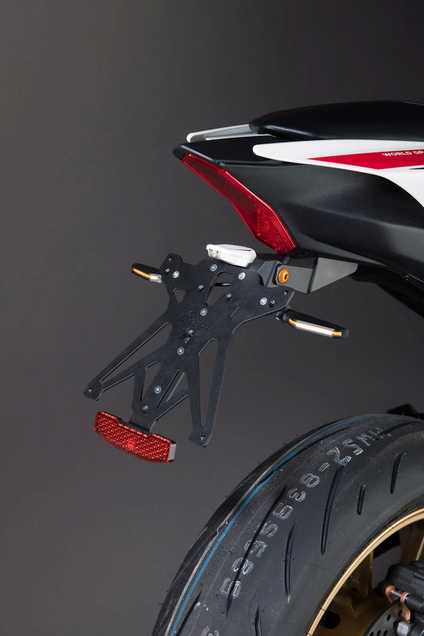 
                  
                    LighTech 'Race' License Plate Holder Kit – Innovation Meets Elegance -  Yamaha R7 2022-2024
                  
                