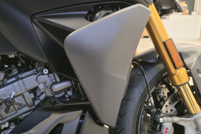 Waterkoeler zijpanelen set mat carbon Ducati Streetfighter V2 (2025+)
