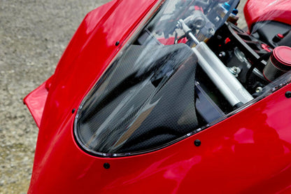 Mat carbon paneel onder het windscherm Ducati Panigale V4 S (2025+)