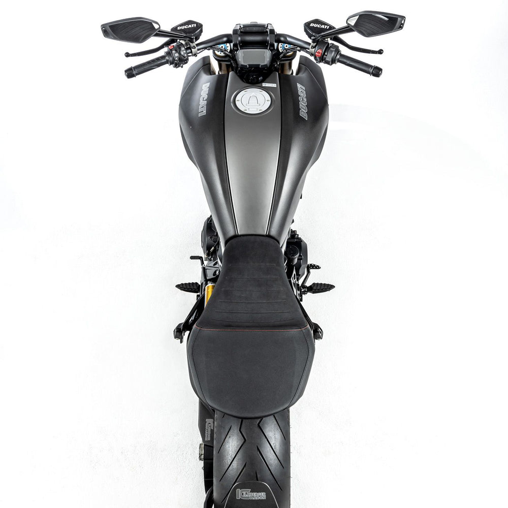 
                  
                    Cubierta del interruptor de encendido Matt Ducati Diavel 1260 Carbon (2011-2018)
                  
                