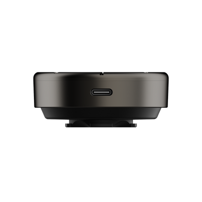 Beeline Moto 2 navigatiesysteem gun-metal-grey rand zijaanzicht weergave met USB-C aansluiting