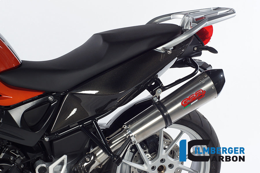 Zijpaneel onder zadel links carbon BMW F 800 R (2009-2011)
