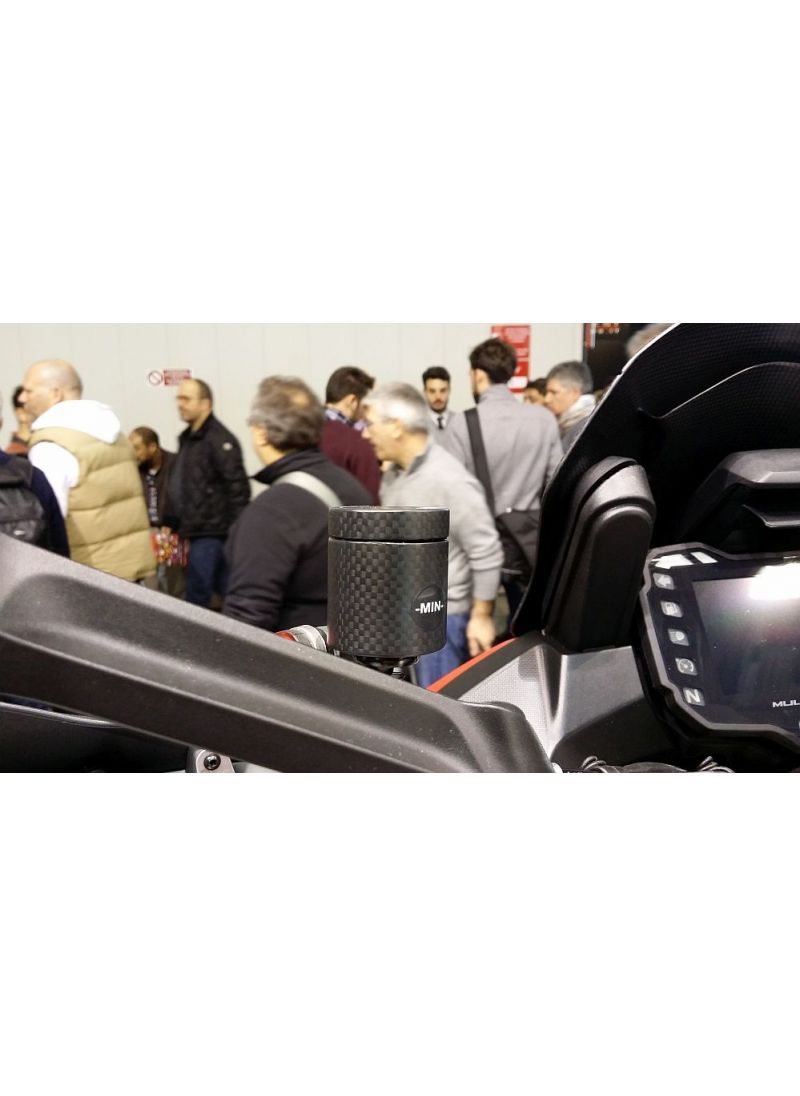 CNC Racing carbon brake/clutch fluid reservoir 12ml Aprilia Tuono V4 Factory (2025+)