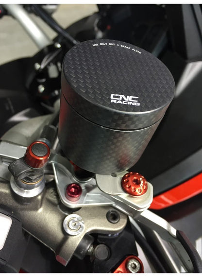 CNC Racing carbon Remvloeistof reservoir 25ml Ducati 848EVO (2010-2013)
