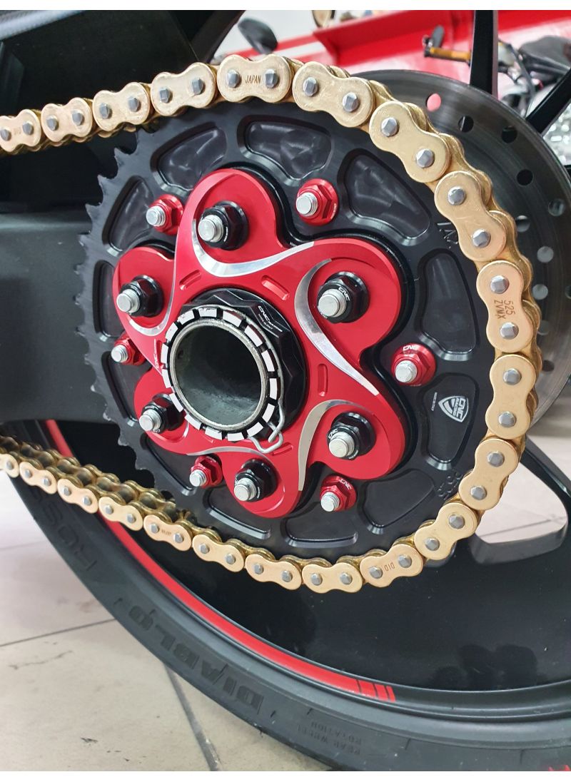 Rear wheel nut Ducati RH bicolor