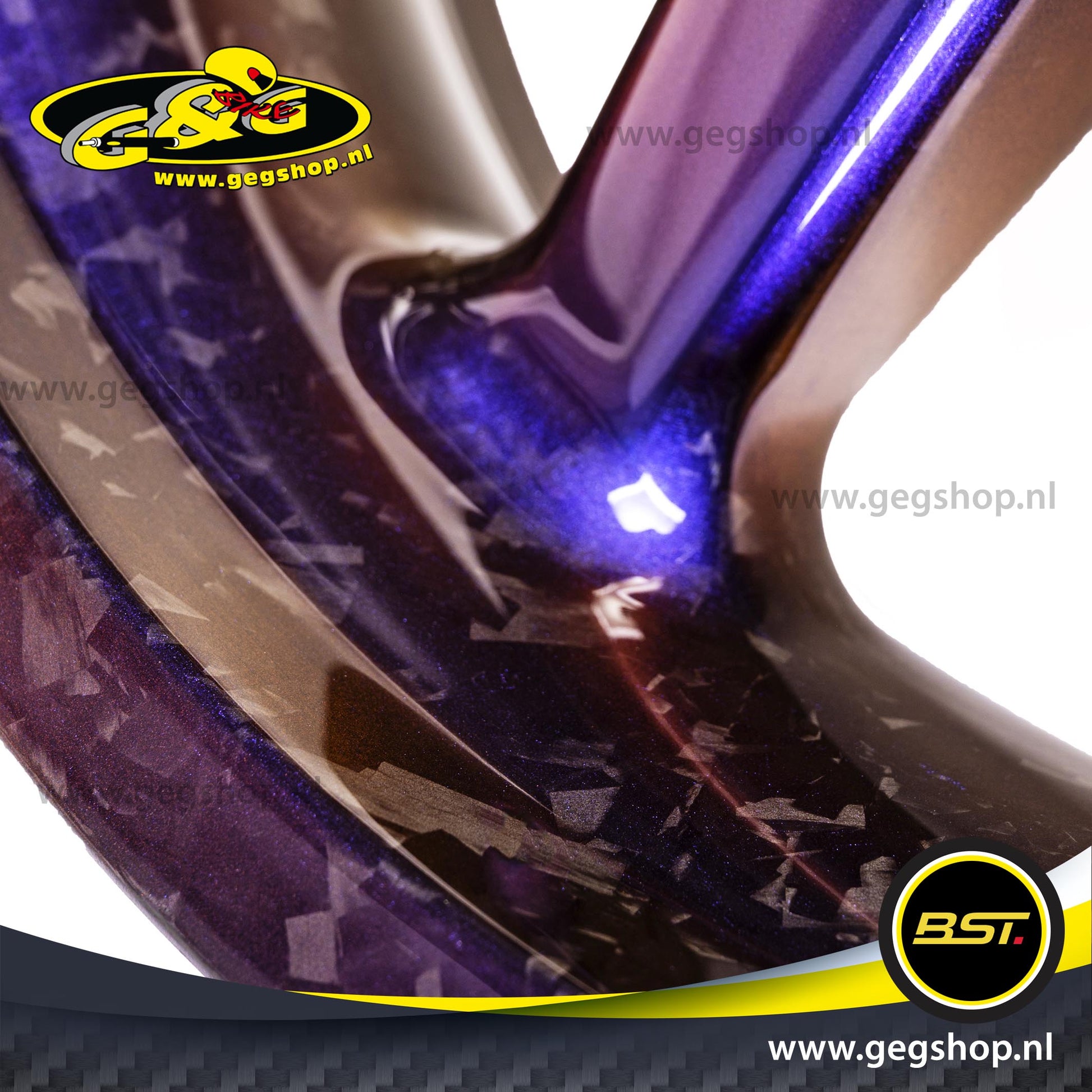 BST Twin TEK 6x17'' carbon achtervelg voor Harley Davidson VRSCA V-Rod (2002-2007)