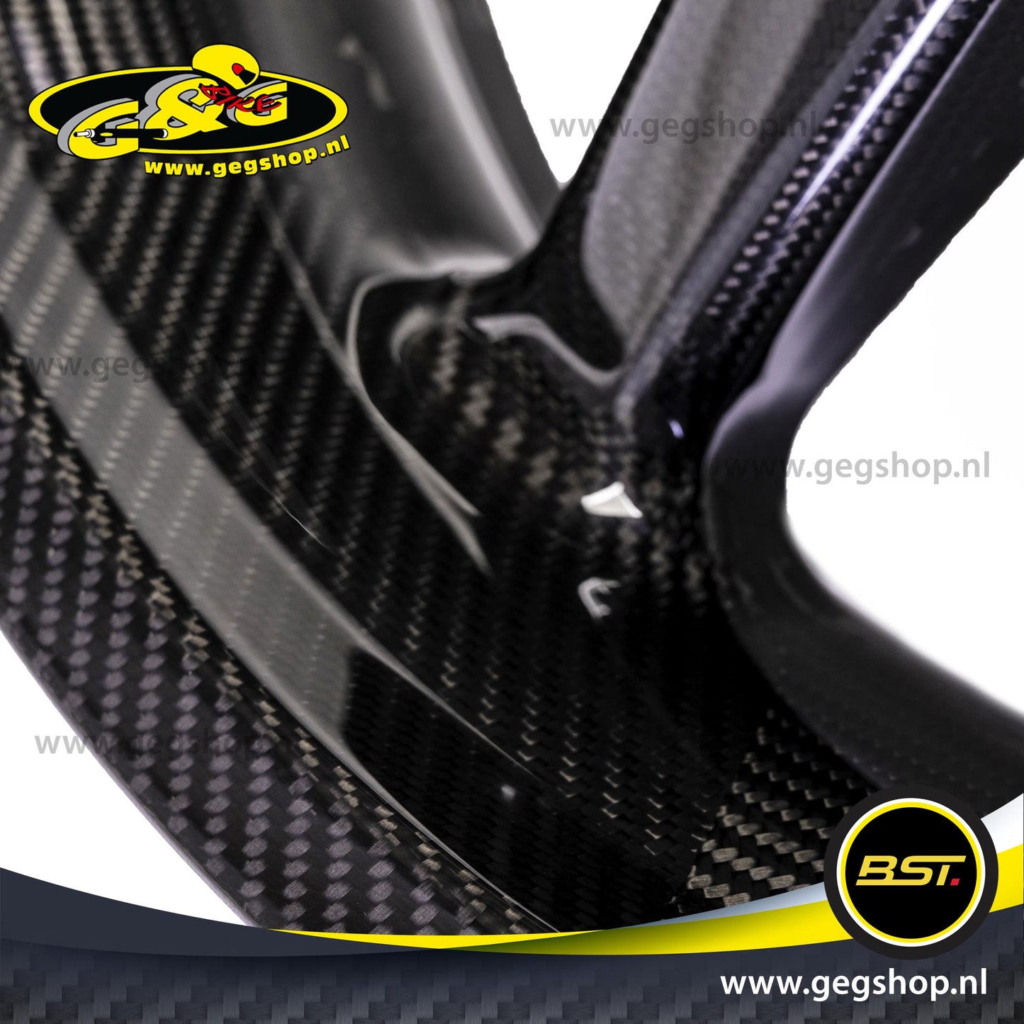 BST Twin TEK 6x17'' carbon achtervelg voor Harley Davidson FXDB Street Bob Twin Cam 96 (2008-2016)
