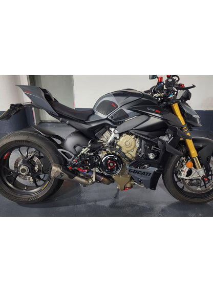 Adjustable rearsets with carbon Ducati Streetfighter V4