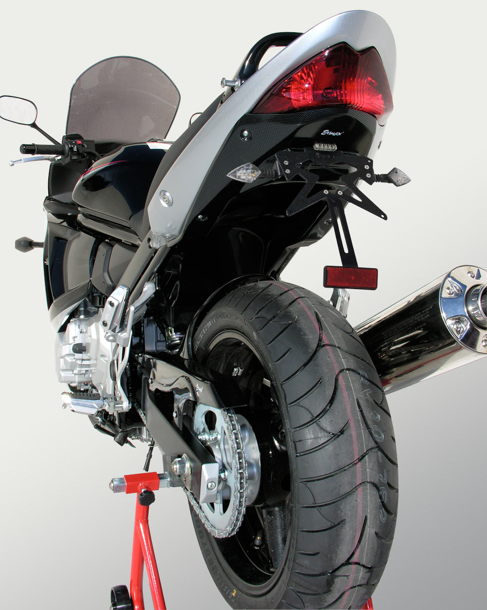 Ermax undertail voor Suzuki GSX650F 2008-2016 carbonlook inclusief kentekenplaathouder (knipperlichten niet inbegrepen)